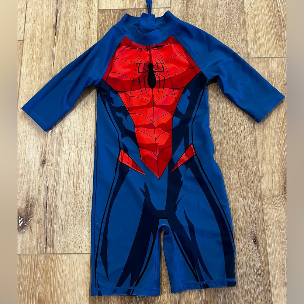 5T Spider-Man Rashguard Swim Suit H&M